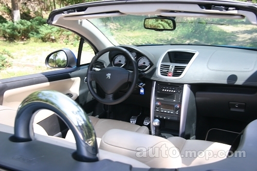 试驾标致207cc1.6t手动六速,追风逐日完全视频