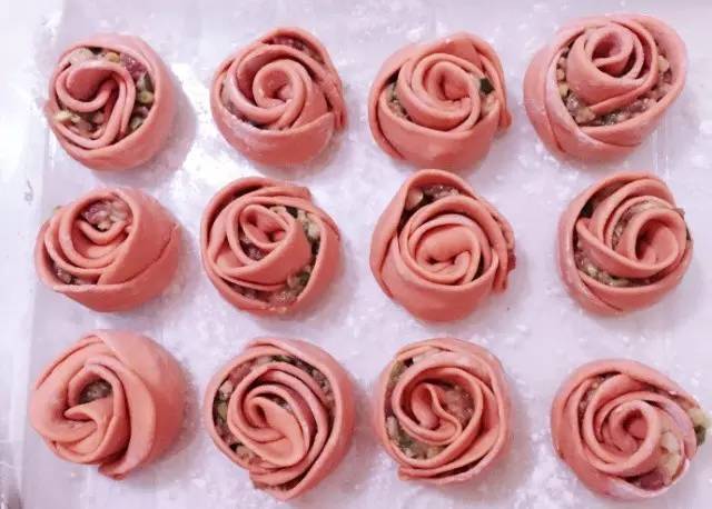 饺子好吃有秘诀看完就知道,原来饺子也能够包这么美