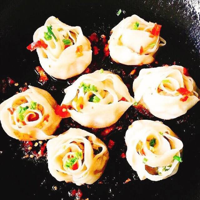 饺子好吃有秘诀看完就知道,原来饺子也能够包这么美