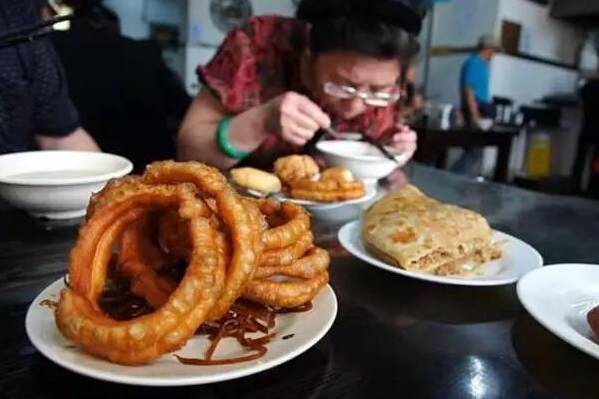 一到过年就不吃食,北京人在春节时候爱吃什么