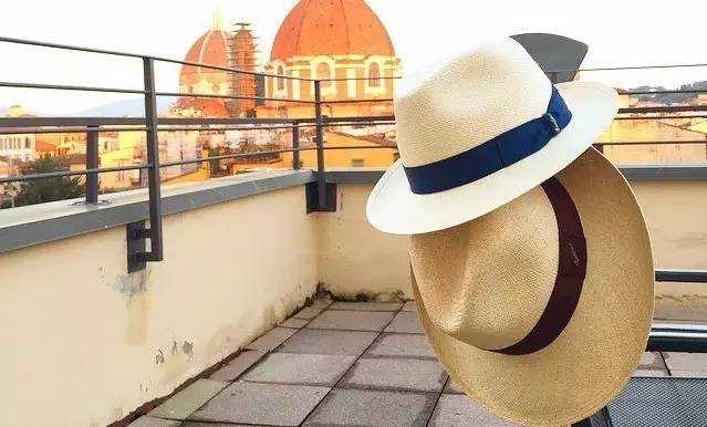 这位亚裔博主帅起来不管不顾，像意大利人一样时髦