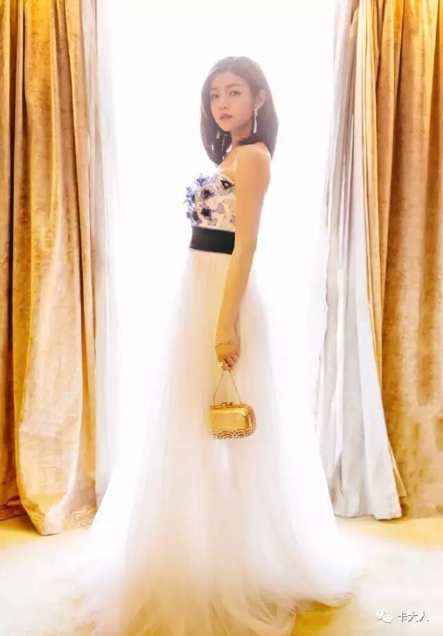 看看有合适你的脸型的一款发型吗,任何脸型都合适的一款发型