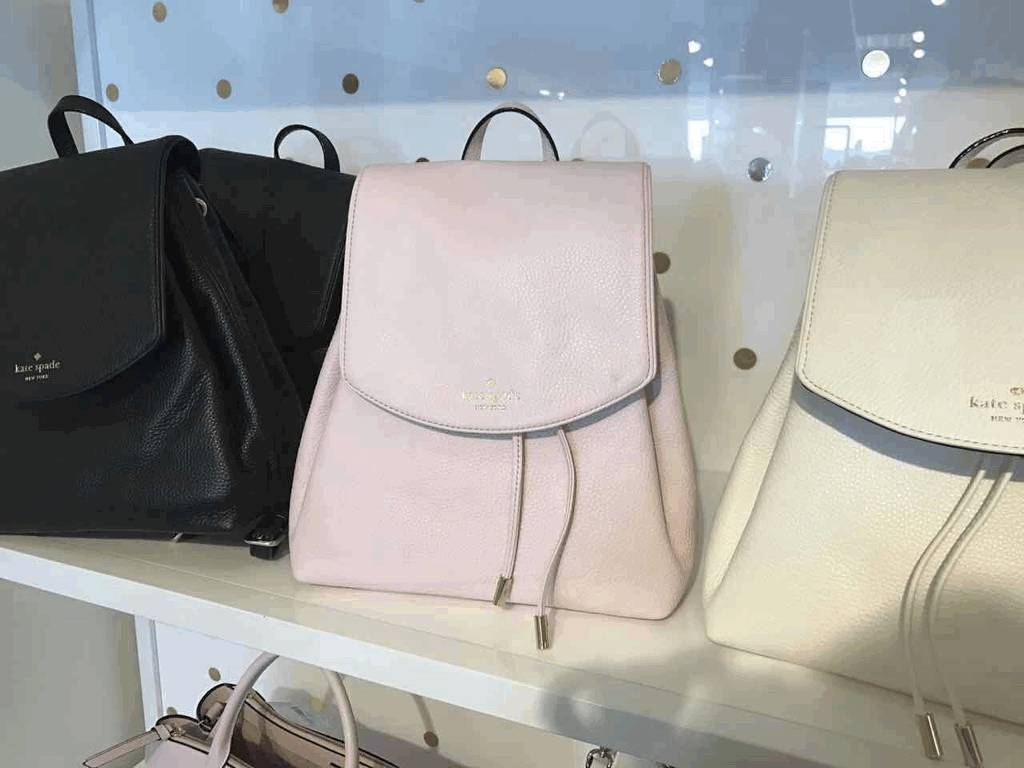 包包推荐平价学生双肩包小容量,平价又实惠而且容量大的双肩包