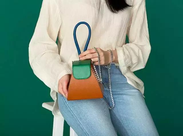 鬼怪剧终，那些美貌的包包却让女王完全停不下来种草