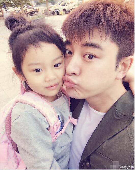 盘点幼年丑哭长大逆袭的星二代们！李小璐女儿最美张庭女儿没救了