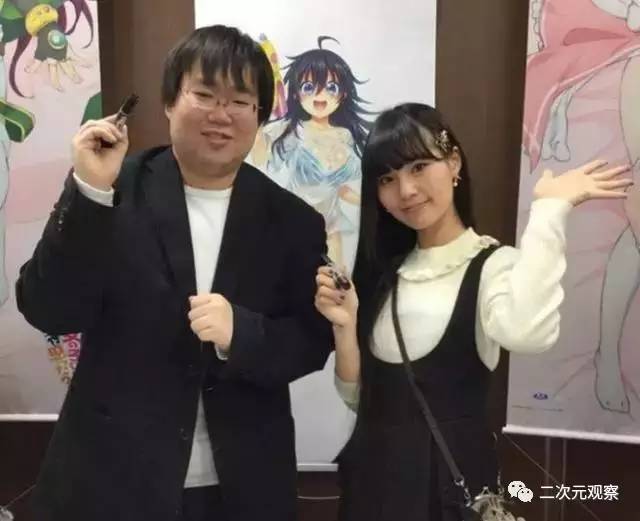 都说“买插画送厕纸”，诸君是不是也这么买书的？