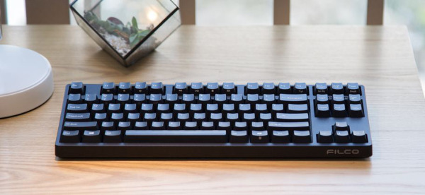 怎么提醒男朋友情人节送礼物 (怎么回复男朋友送的情人节礼物)