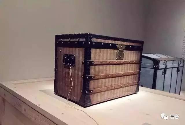 lv的特别定制,lv定制是什么