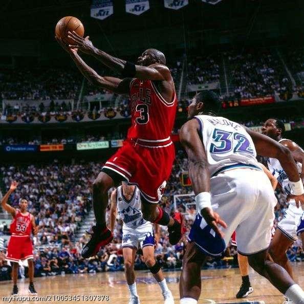 airjordan13鎼厤绌挎硶,airjordan13bred