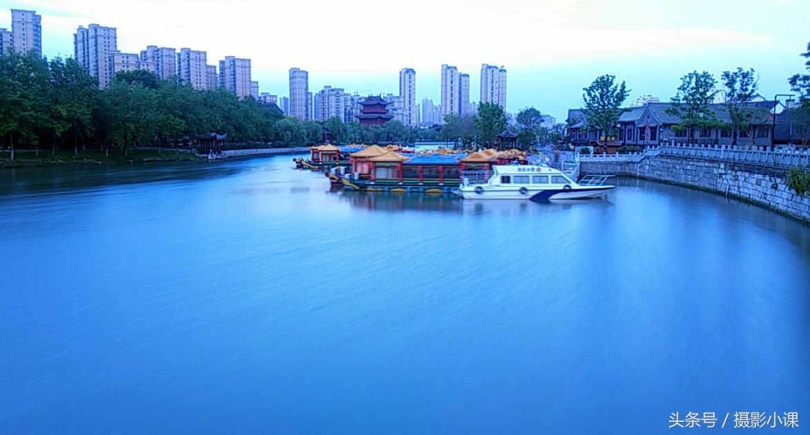 相机和手机拍出的照片哪个好看,为什么手机拍照效果好看又高清