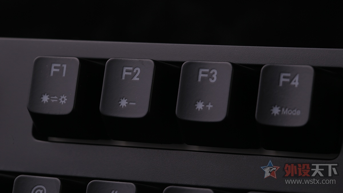 酷冷至尊烈焰枪测评,酷冷至尊烈焰枪多功能