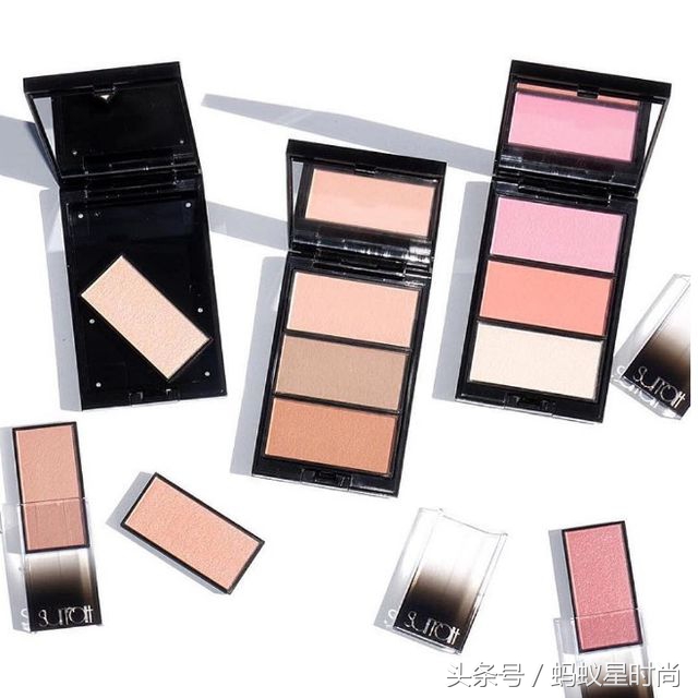 好莱坞顶级化妆师的彩妆品牌TroySurratt！