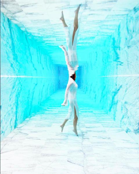 水下绝美的美人鱼照片,海底拍摄到真正的美人鱼