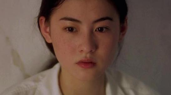 看年轻时候的张柏芝简直就是被上帝吻过的孩子，现在呢？！