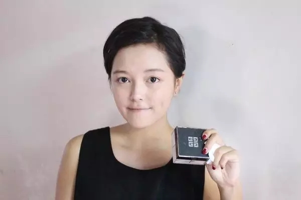 大学生日常裸妆、淡妆应该怎样画？