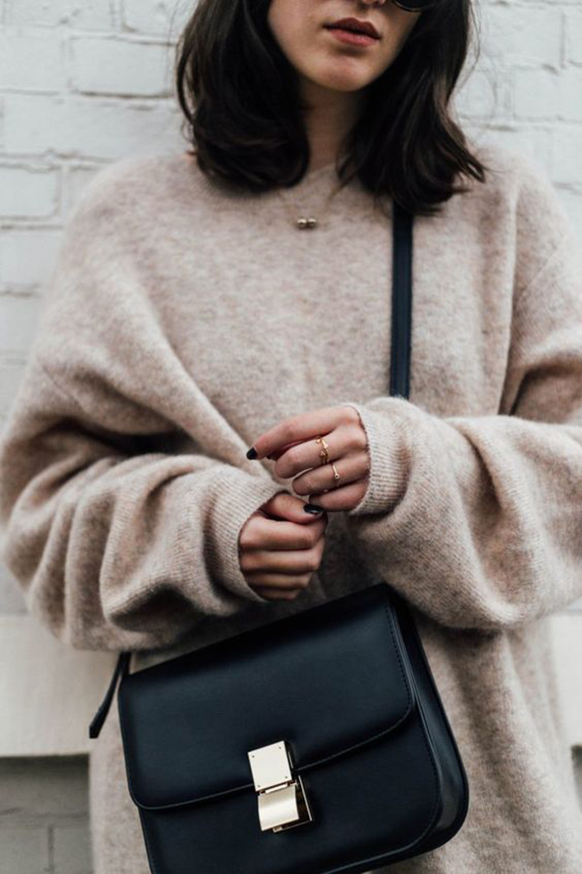 爱情会过期歌曲,爱情会过期跟谁都一样