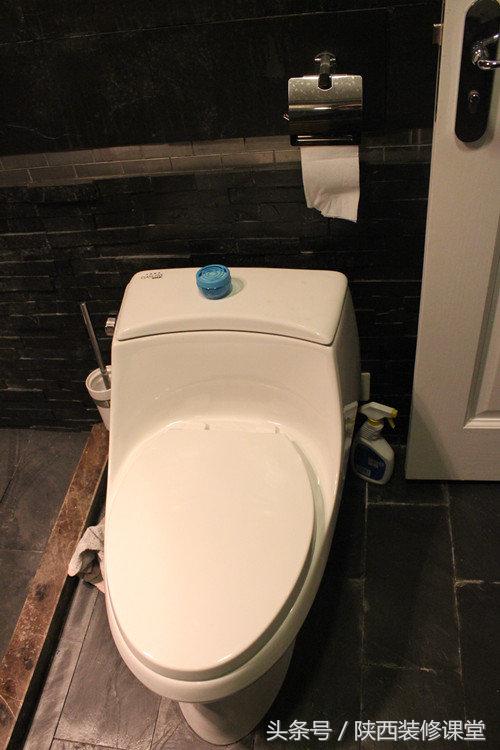 135平方四房二厅二卫阳台,小户型135阳台客厅一体