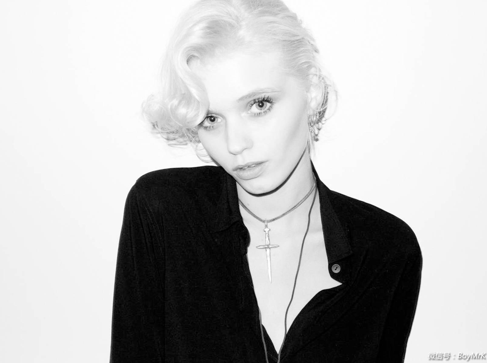 揭发丨拍照片玩摇滚深度网瘾，这竟然都是时尚圈大咖干的事（上）