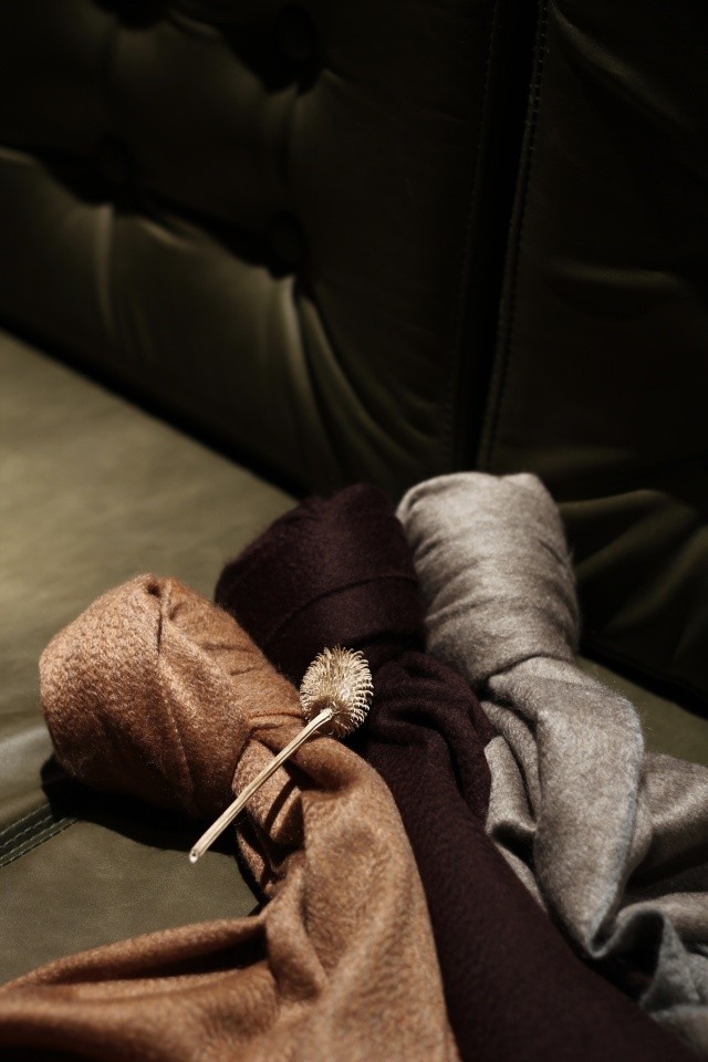 150年的坚持，换来最高品质的羊绒围巾----BeggCo