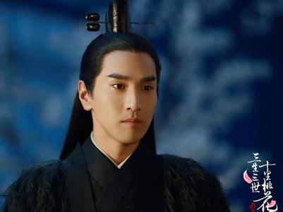 赵又廷有多宠妻了,赵又廷把婚戒戴在手上不离手