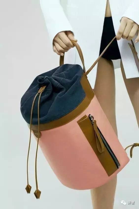 开学必备双肩包颜值高容量又大,马上就要开学了双肩包推荐