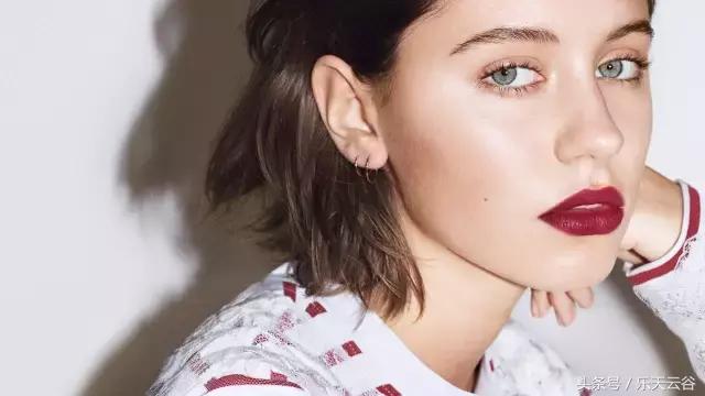 burberry气垫唇釉10号色平替,burberry唇釉93号色有两种吗