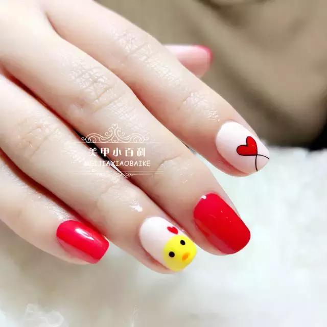 春天美甲2020显白小雏菊,春日小清新粉色系美甲