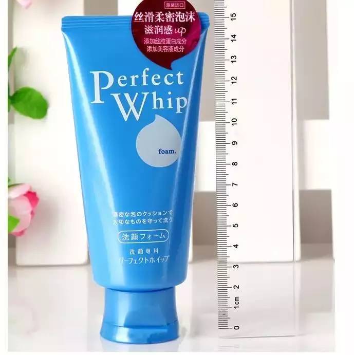 屈臣氏合适混干皮平价水乳套装,屈臣氏有哪些大牌化妆品品牌