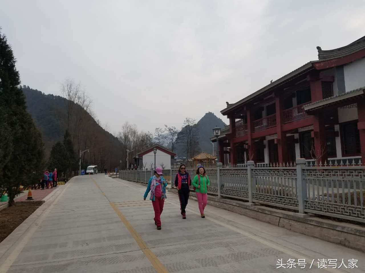 赵正禄专栏｜春天外面日照明媚，我就去徒步