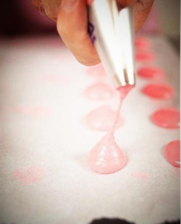 在家怎么做简单的马卡龙,马卡龙做法零失败