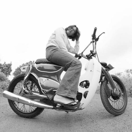 本田复古幼兽cub110改装,日本本田幼兽crosscub改装