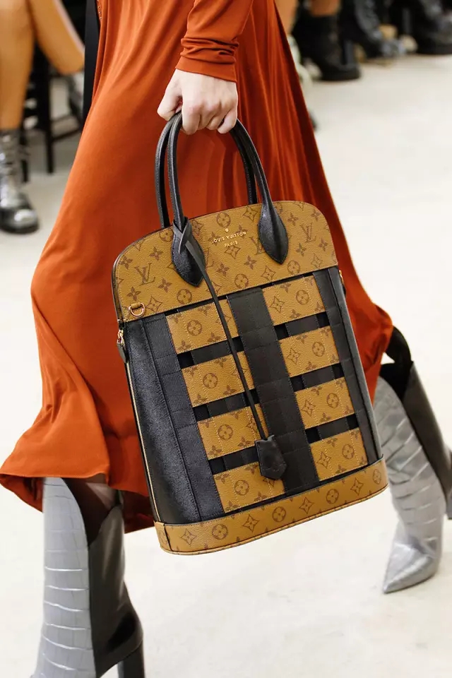 秋天高端大气上档次的包包,合适春夏的大牌包包