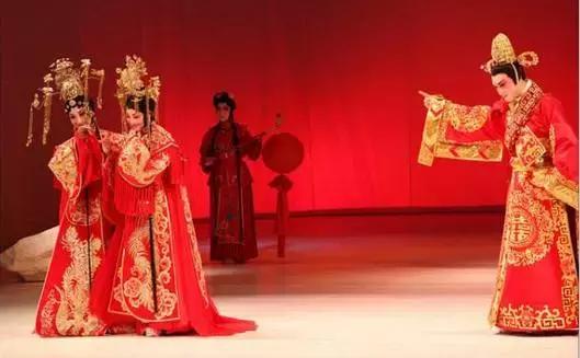 古代谈恋爱是这么谈的吗,两个现代人在古代谈恋爱什么体验