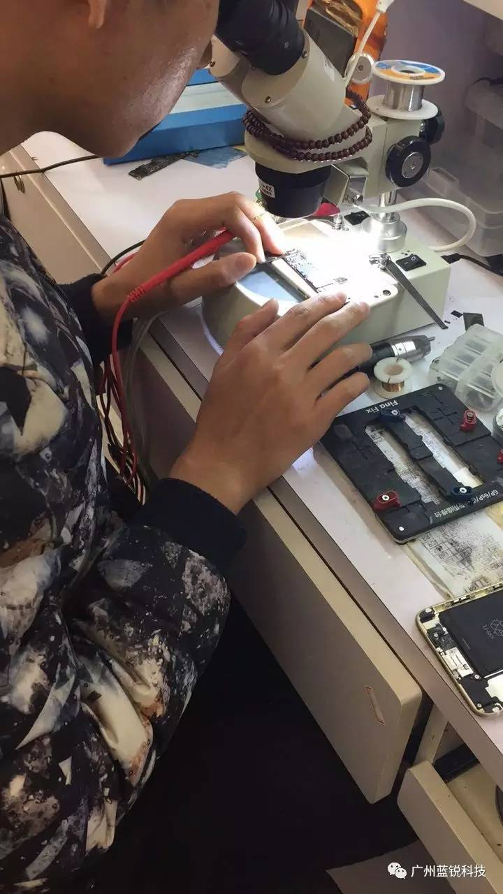 苹果手机扩内存后手机开不了机,苹果手机扩充内存后死机重启