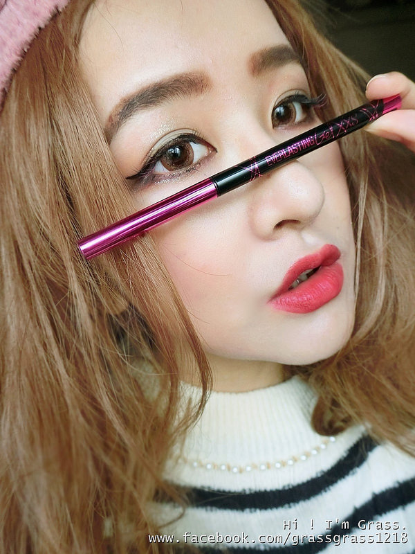 美宝莲眼线笔的使用方法,杏眼合适的眼妆眼线胶笔