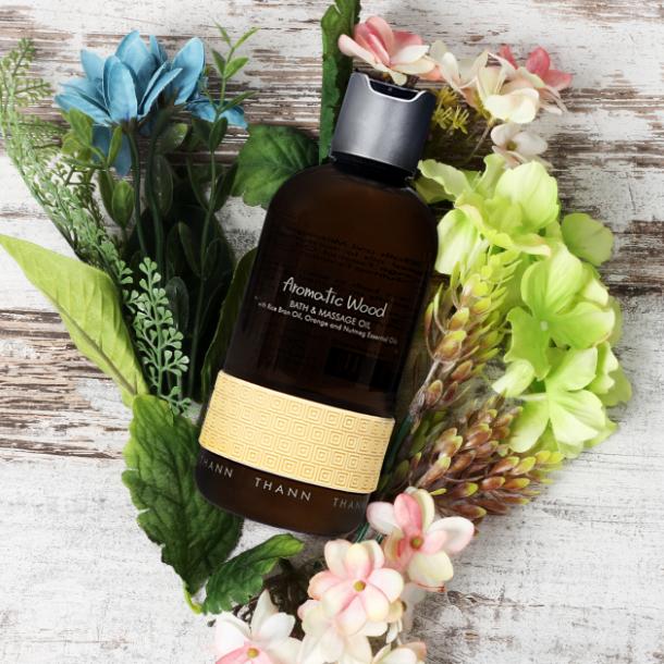 高端女士护肤按摩spa,在家也能够享受spa护肤了