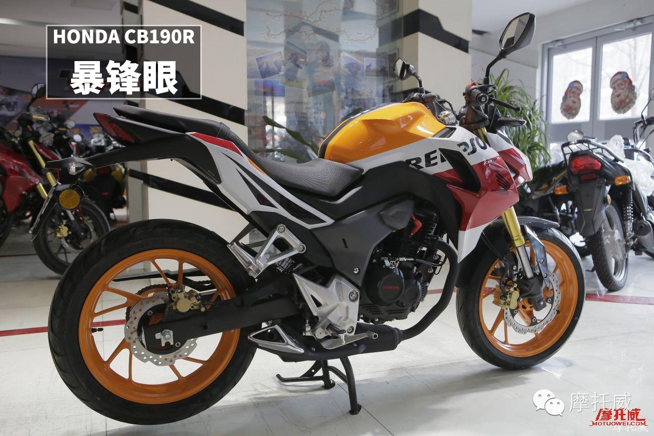 小排量自动挡摩托车推荐哪款,入门小型手动挡摩托车