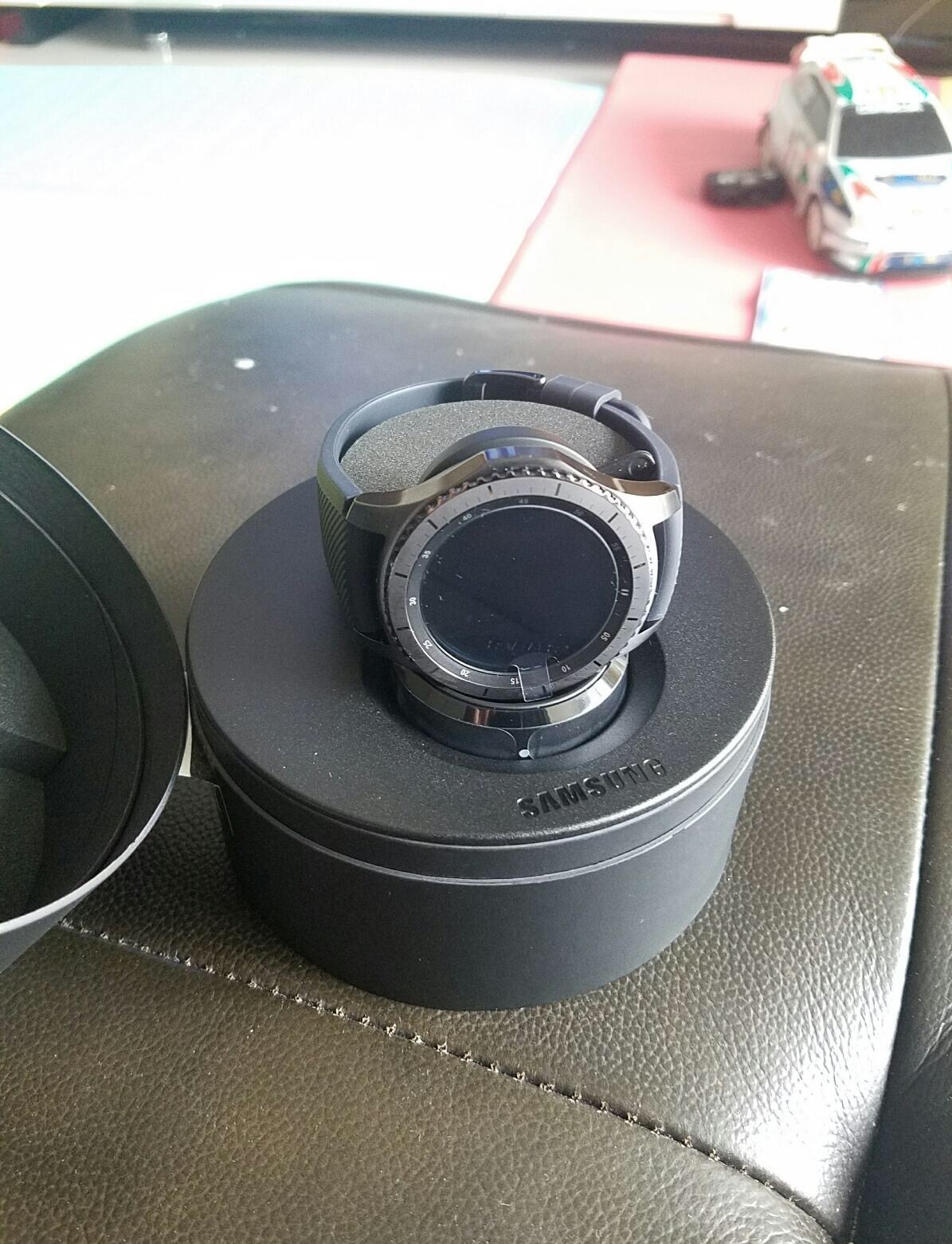 三星智能手表能够连接苹果手机吗,三星的手表怎么样值得买吗