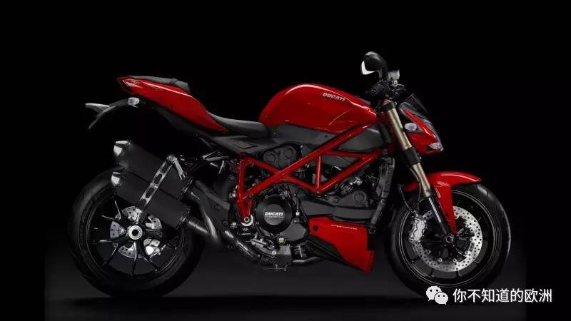 杜卡迪和哈雷摩托车对比,入门杜卡迪还是哈雷