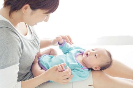 妈妈生产完后背疼是什么原因,妈妈生产完身体会有哪些变化