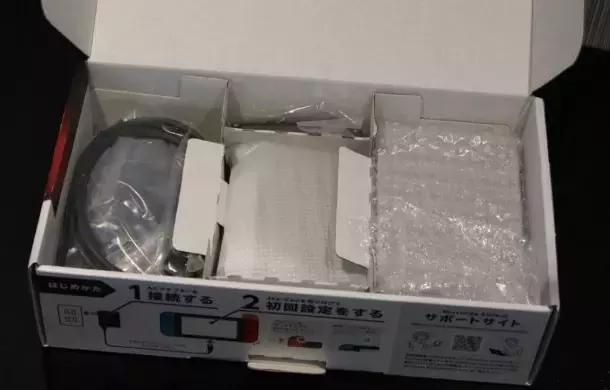 任天堂switch开箱鲤鱼解说,switch堡垒之夜限定版开箱