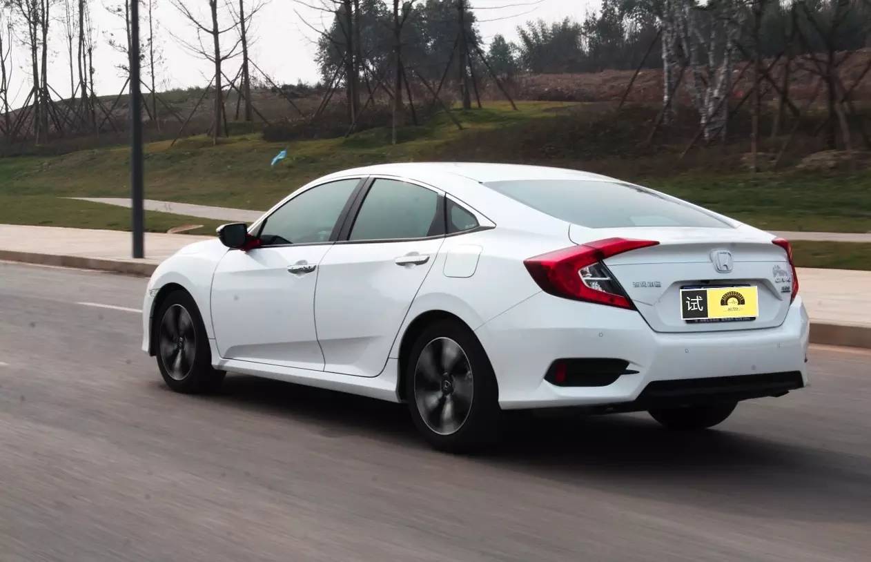 买思域手动挡后悔吗,新款思域值不值得入手