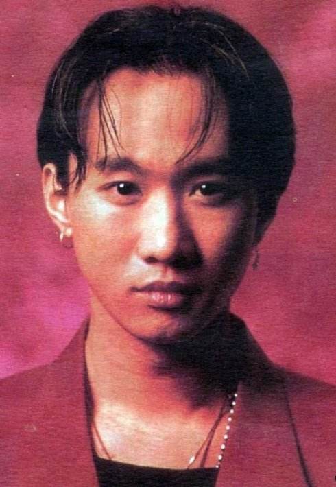 香港传奇黄家驹完全版,香港传奇黄家驹图片