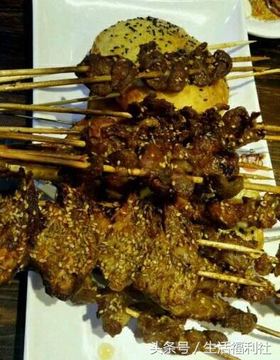 哈尔滨地铁哪一站有美食,哈尔滨地铁1号线小吃街