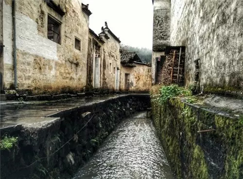 安徽宏村古镇有什么好吃的,黟县宏村旅游必备美食有哪些