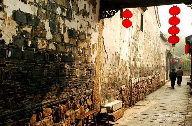 陆巷古村第一村,太湖陆巷古村的介绍