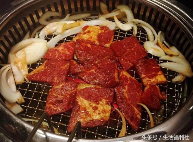 哈尔滨地铁哪一站有美食,哈尔滨地铁1号线小吃街