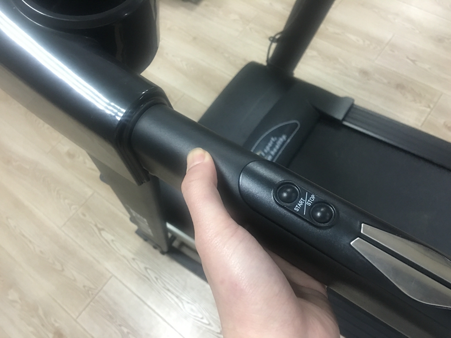 跑步机与户外跑步优劣,椭圆机与跑步机的区别与优劣比较