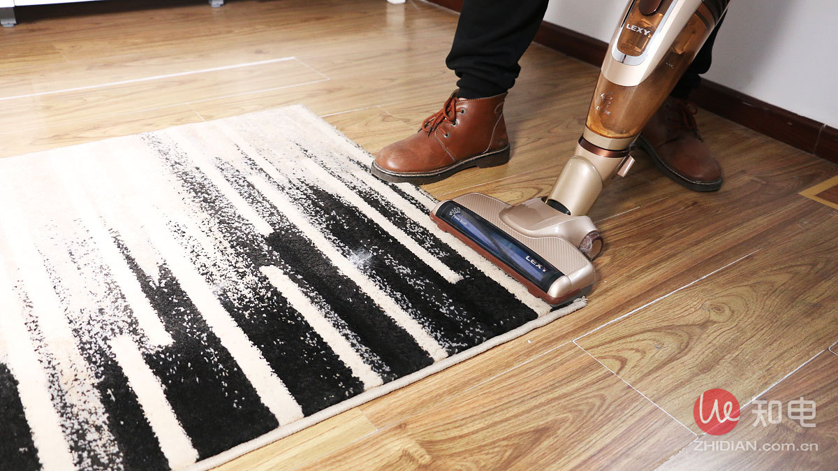 戴森吸尘器v7和国产吸尘器怎么选,戴森吸尘器测评排行榜前十