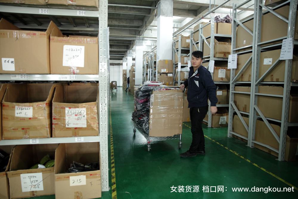 一件衣服是如何从无到有，最后到你手中